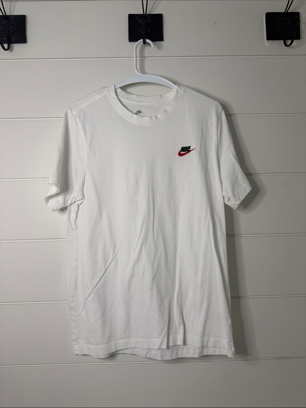 White Mens Nike Tee